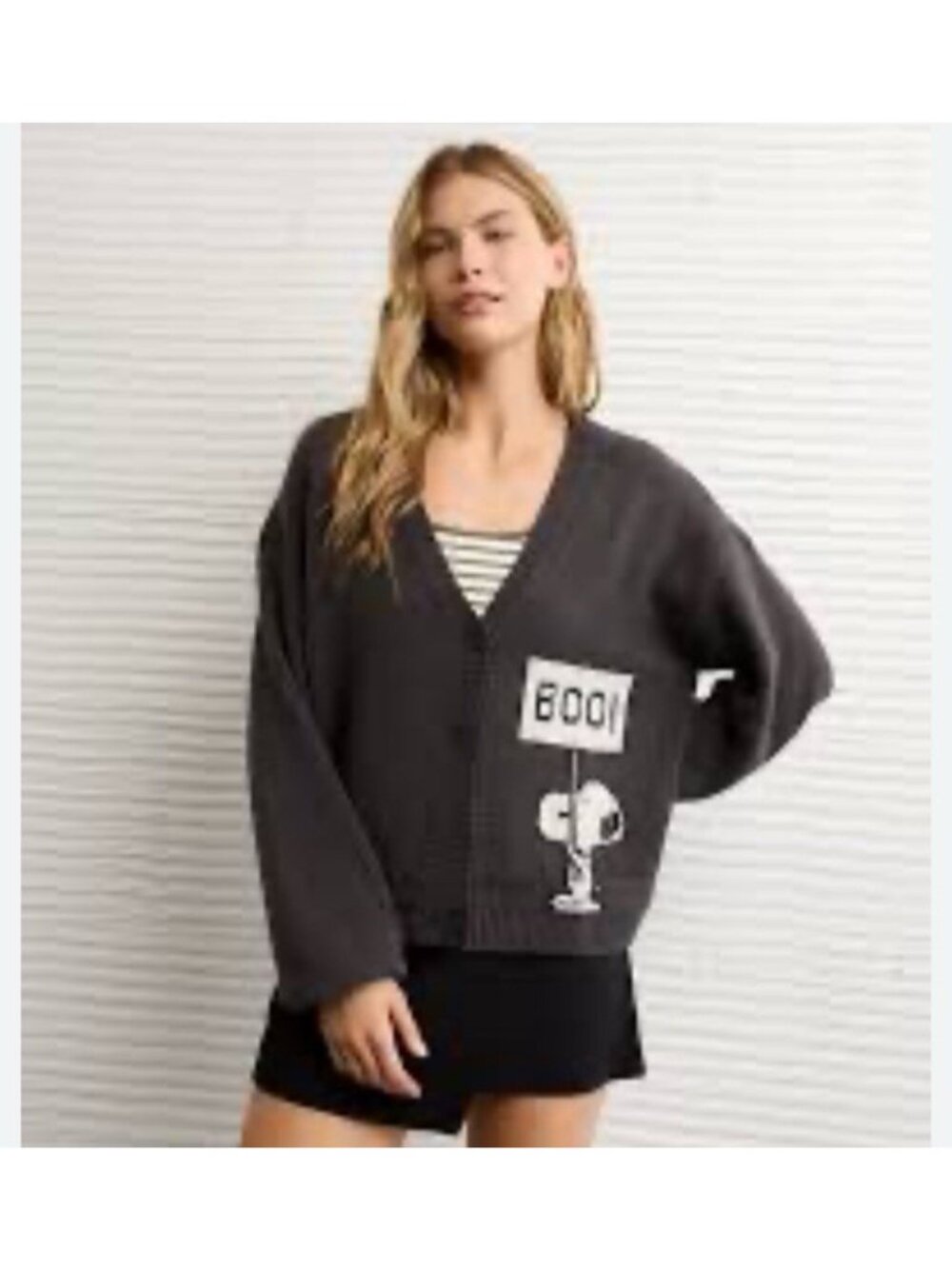 American Eagle x Peanuts Snoopy Halloween Cardigan XS Gray V Neck Soft Knit